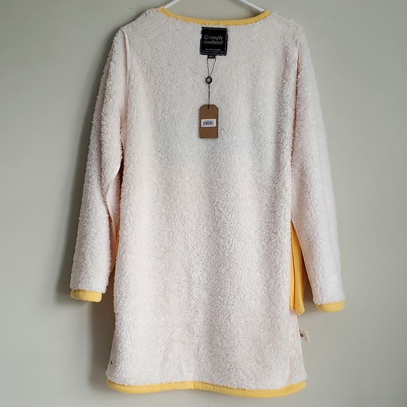Simply Southern Sherpa Dress Size S - Picture 5 of 7